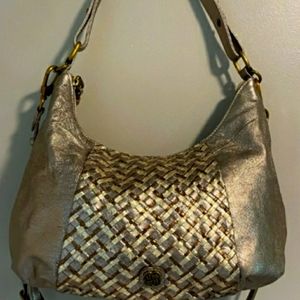 Elliott Lucca Basket Weave Gold shoulder bag